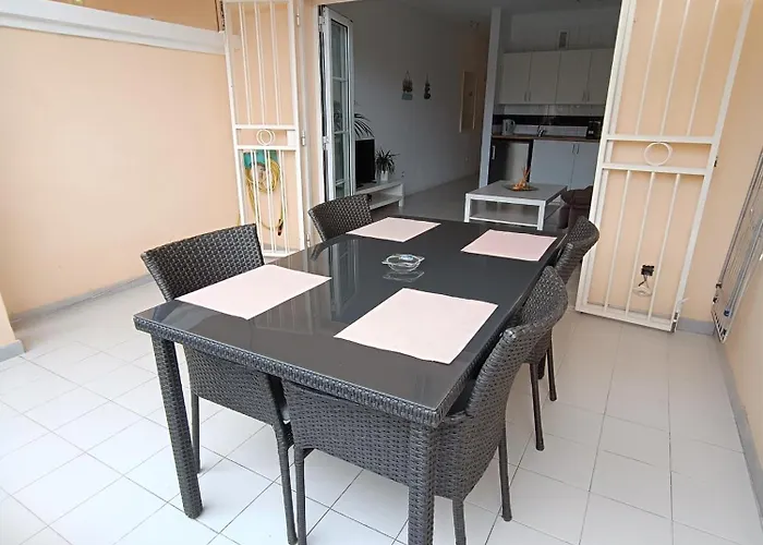 Fanabe - Costa Adeje, Yucca Park Адехе